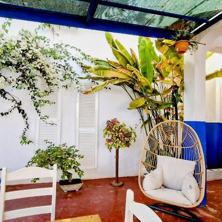 برايا Kelly Guest House المظهر الخارجي الصورة