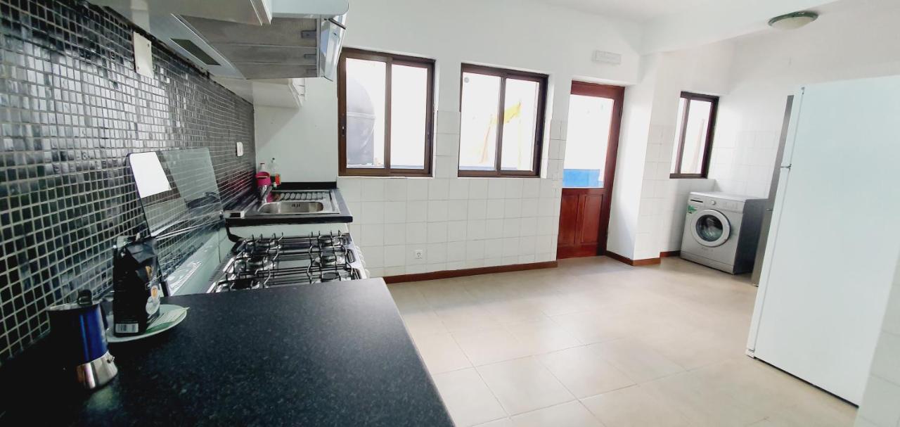 برايا Kelly Guest House المظهر الخارجي الصورة