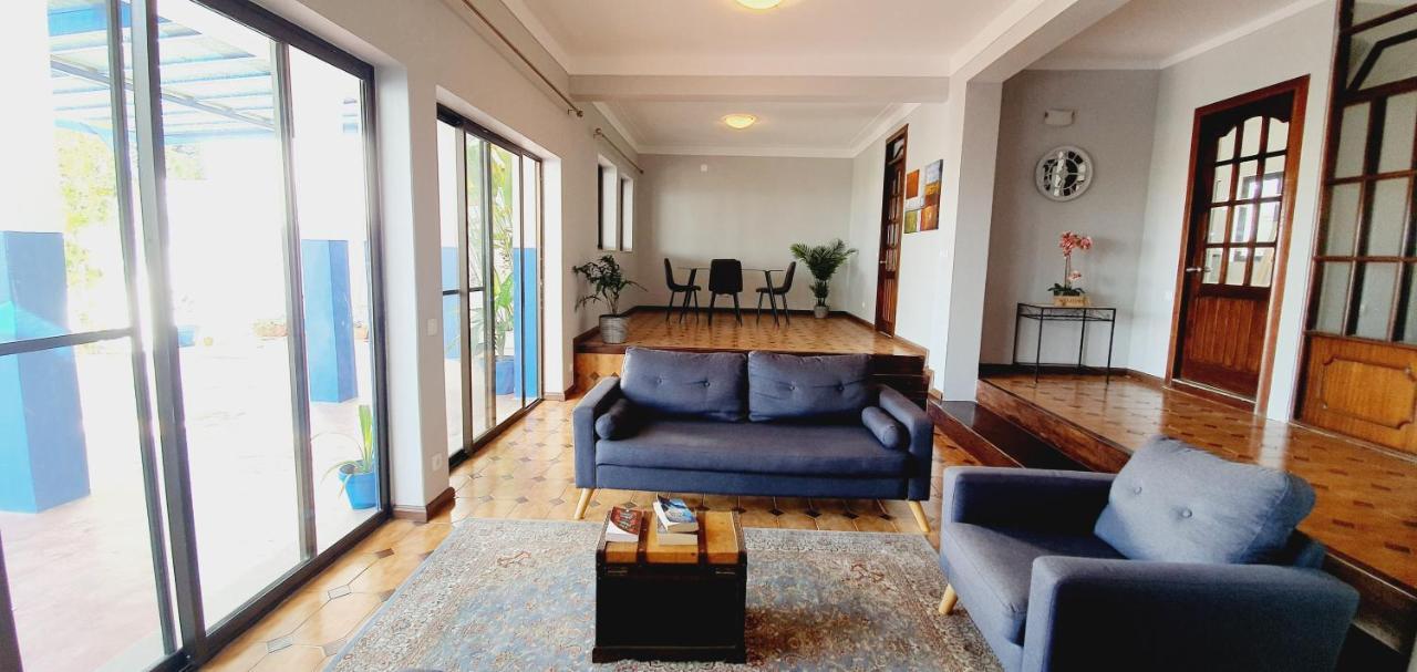 برايا Kelly Guest House المظهر الخارجي الصورة