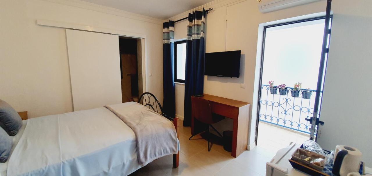 برايا Kelly Guest House المظهر الخارجي الصورة