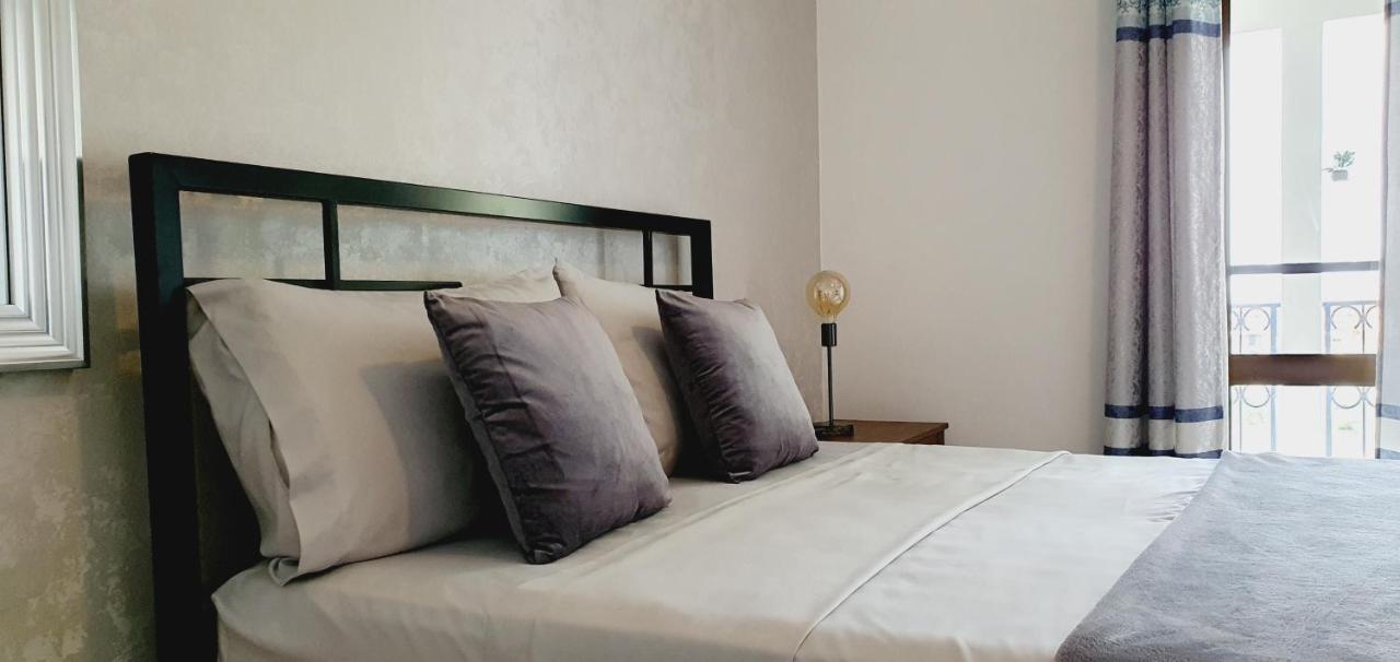 برايا Kelly Guest House المظهر الخارجي الصورة