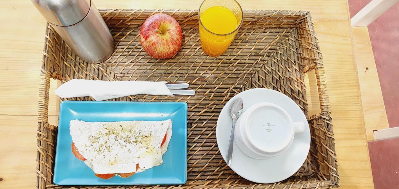 برايا Kelly Guest House المظهر الخارجي الصورة