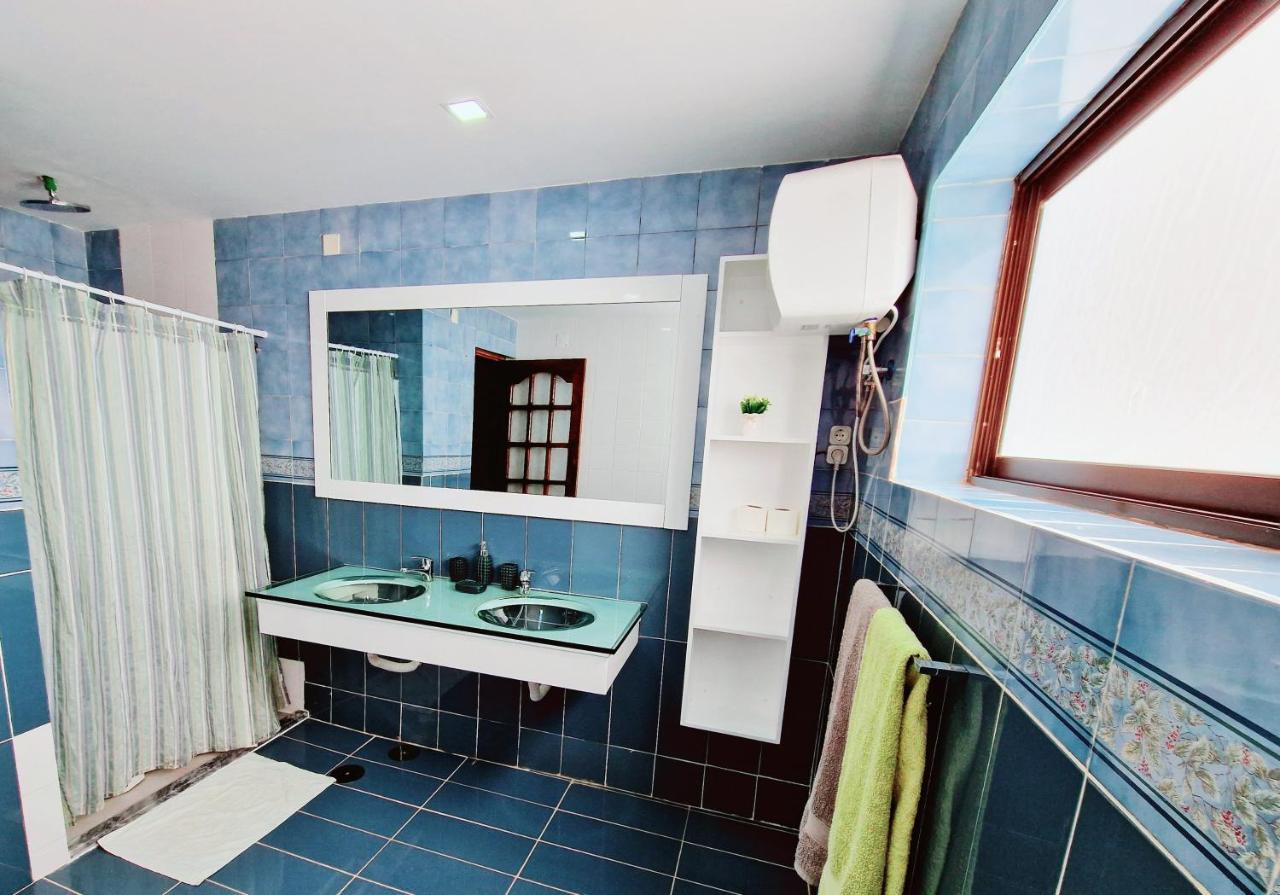 برايا Kelly Guest House المظهر الخارجي الصورة