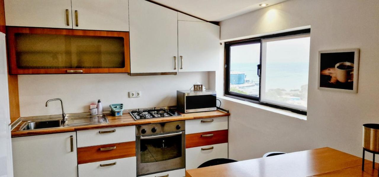 برايا Kelly Guest House المظهر الخارجي الصورة