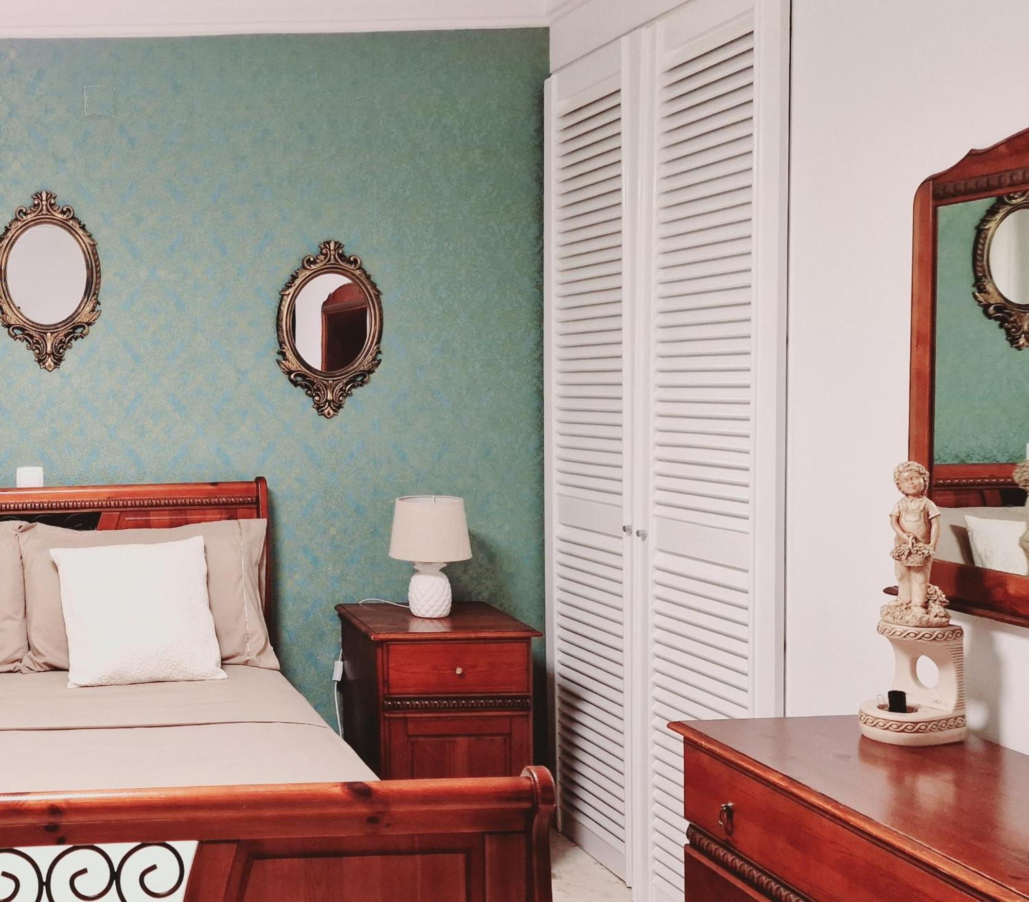 برايا Kelly Guest House الغرفة الصورة